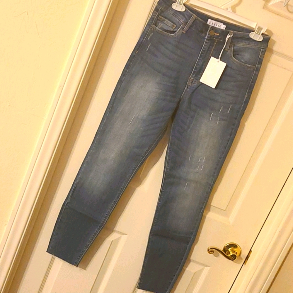 NWT Cellos sz 9